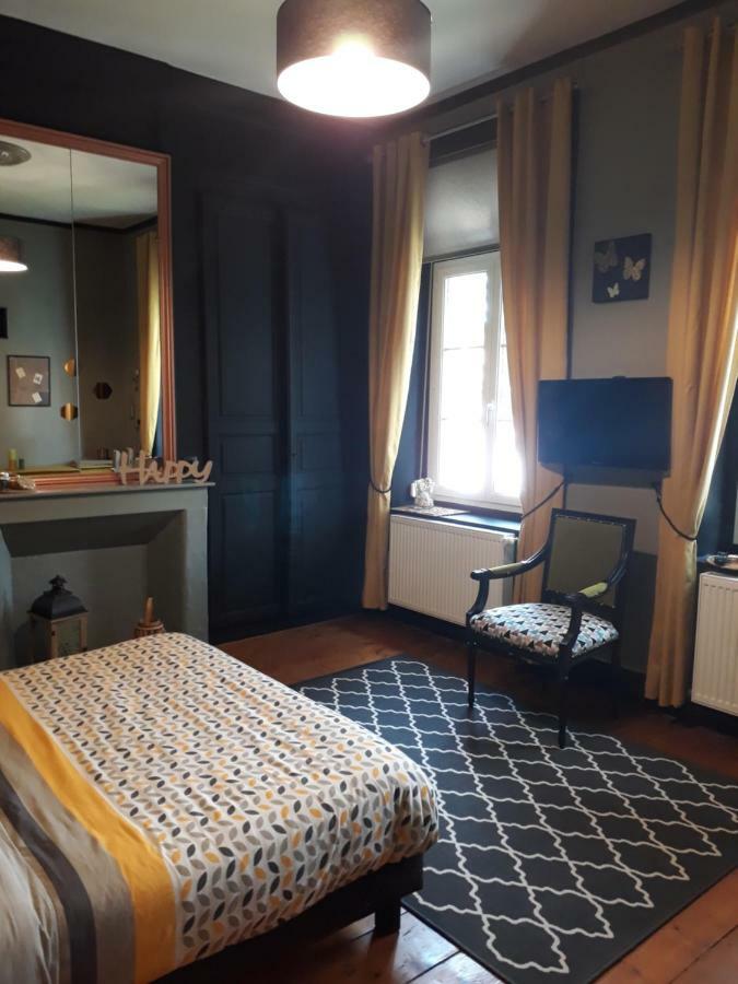 L'Escale Du XIX Eme Hotel Lillers Екстериор снимка